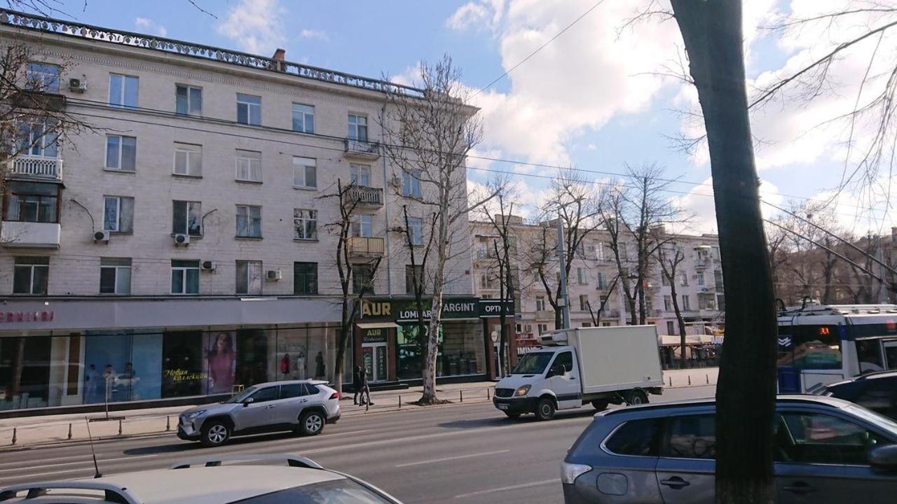 Apartament Stefan Cel Mare 64 Kiszyniów Zewnętrze zdjęcie