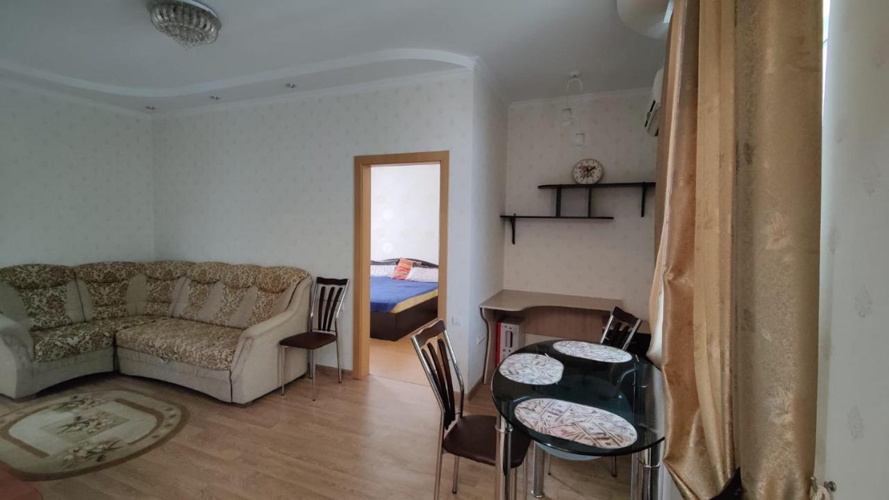 Apartament Stefan Cel Mare 64 Kiszyniów Zewnętrze zdjęcie